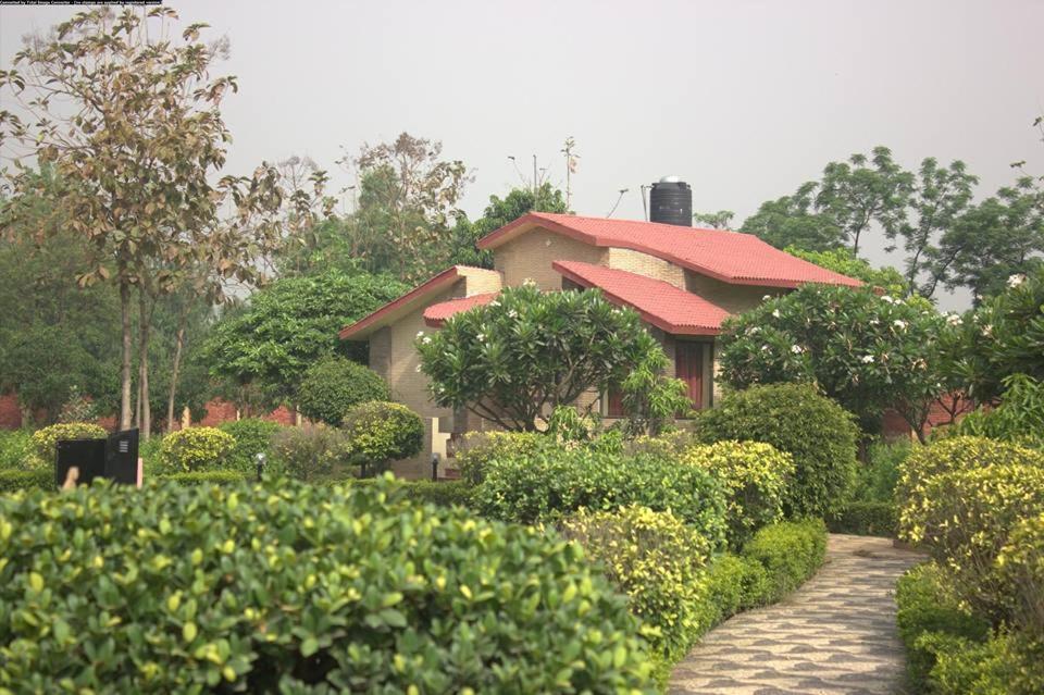 Kajipuria Resort Gajraula Bagian luar foto