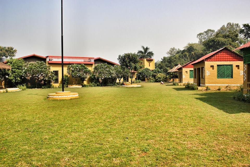 Kajipuria Resort Gajraula Bagian luar foto